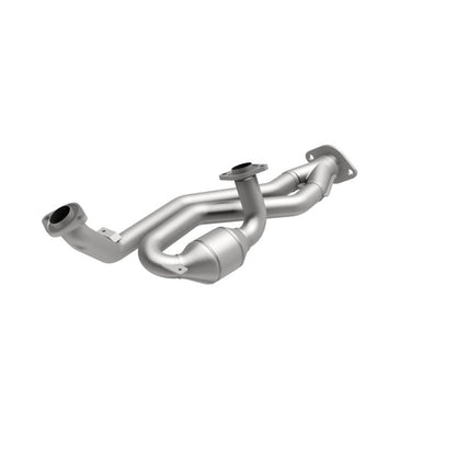 MagnaFlow Lexus ES300 OEM Grade Federal / EPA Compliant Direct-Fit Catalytic Converter 51368 360 Degree Image Set