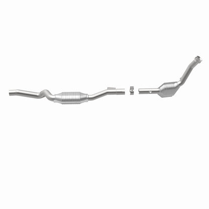MagnaFlow Mercedes-Benz ML350 OEM Grade Federal / EPA Compliant Direct-Fit Catalytic Converter 52115 360 Degree Image Set