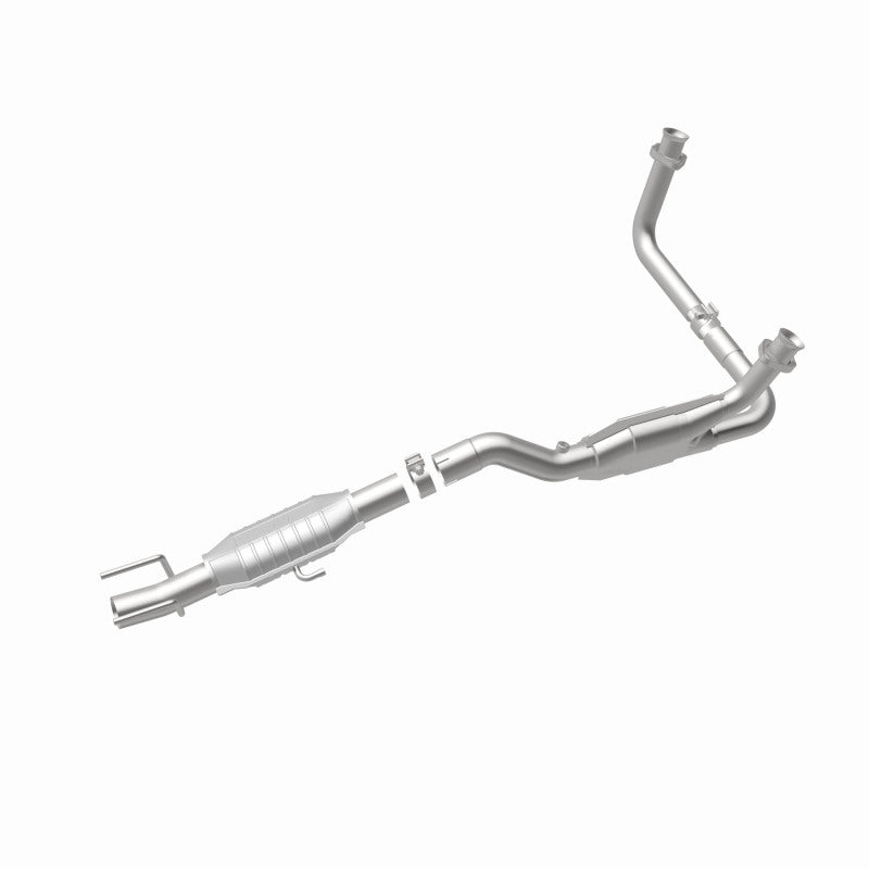 MagnaFlow Ford Standard Grade Federal / EPA Compliant Direct-Fit Catalytic Converter 93423 360 Degree Image Set