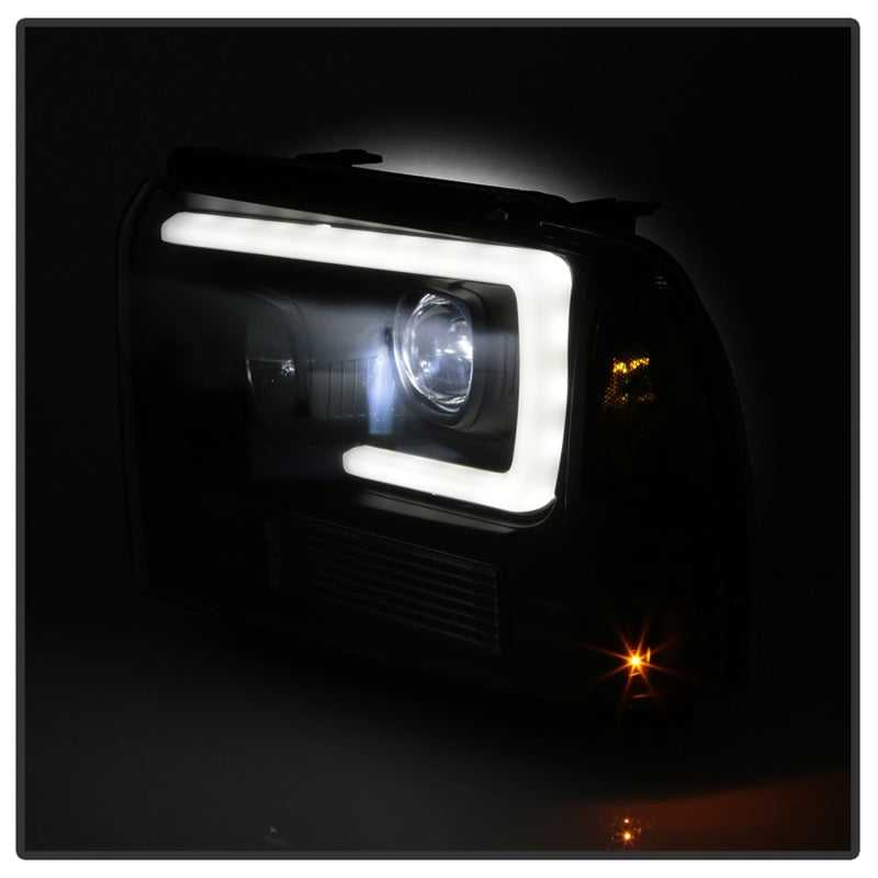 Spyder 05-07 Ford F250/350/450 Super Duty Projector LED Black PRO-YD-FS05V2PL-BK 5087911 5087911 Photo - Unmounted