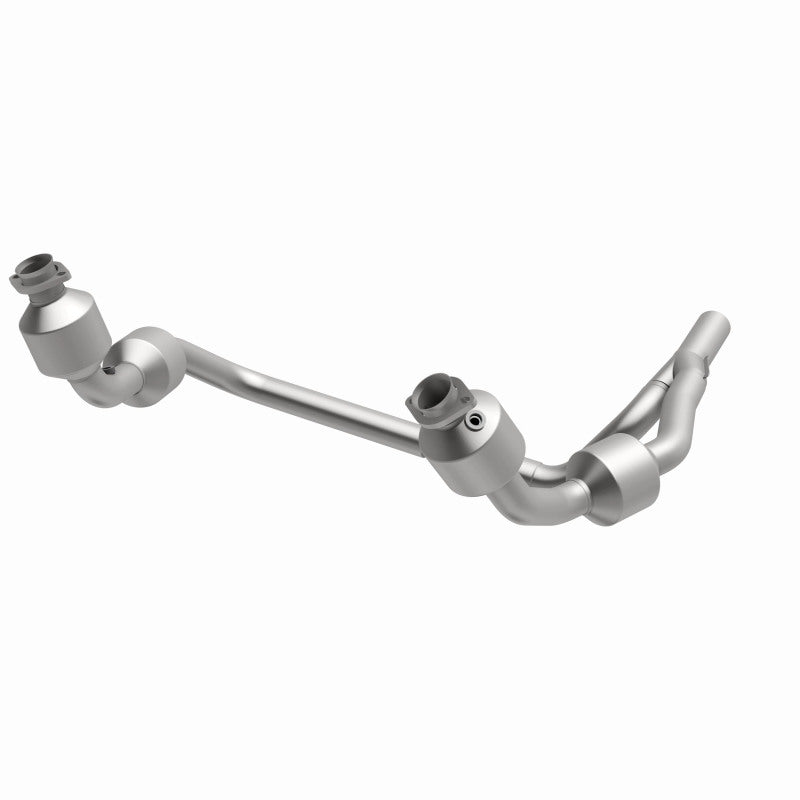 MagnaFlow Jeep Wrangler OEM Grade Federal / EPA Compliant Direct-Fit Catalytic Converter 49689 360 Degree Image Set