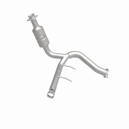 MagnaFlow Ford F-150 OEM Grade Federal / EPA Compliant Direct-Fit Catalytic Converter 52295 360 Degree Image Set