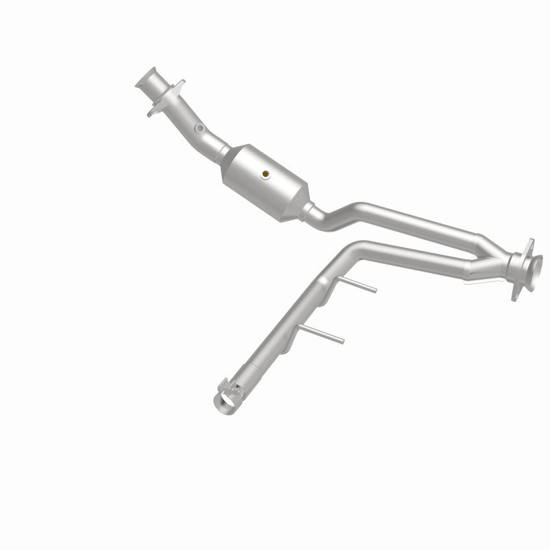 Magnaflow 18-20 Ford F-150 V6 3.3L Right Underbody Direct-Fit Catalytic Converter 280224 280224 360 Degree Image Set