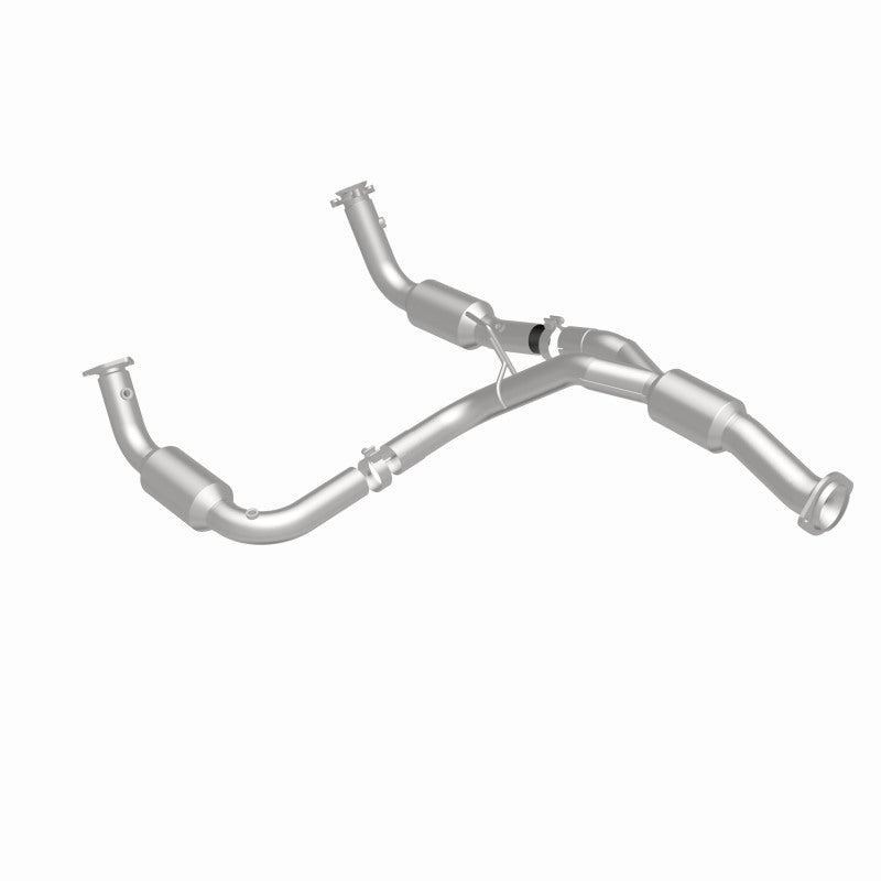 MagnaFlow California Grade CARB Compliant Direct-Fit Catalytic Converter 5582113 360 Degree Image Set