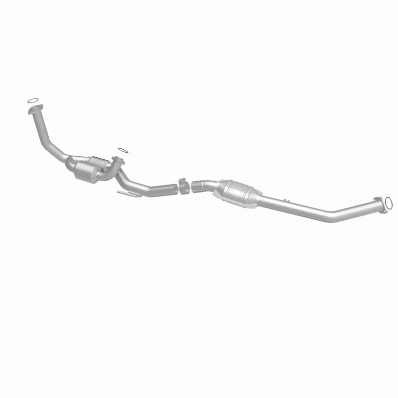 MagnaFlow Toyota Sienna California Grade CARB Compliant Direct-Fit Catalytic Converter 447163 360 Degree Image Set