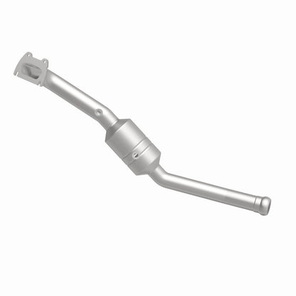 MagnaFlow OEM Grade Federal / EPA Compliant Direct-Fit Catalytic Converter 49737 360 Degree Image Set