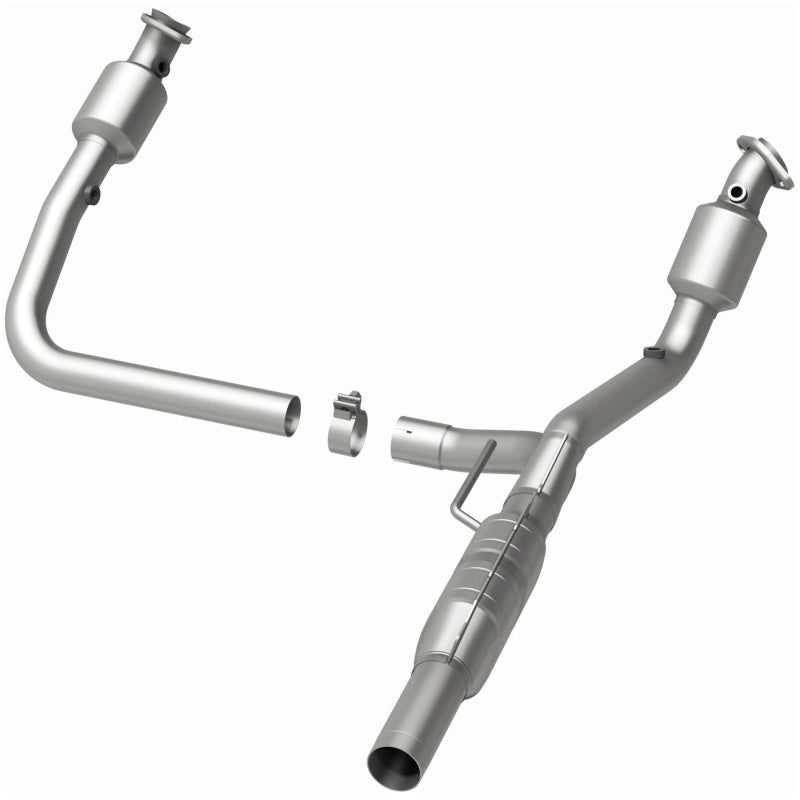 MagnaFlow Dodge California Grade CARB Compliant Direct-Fit Catalytic Converter 447233 Photo - out of package