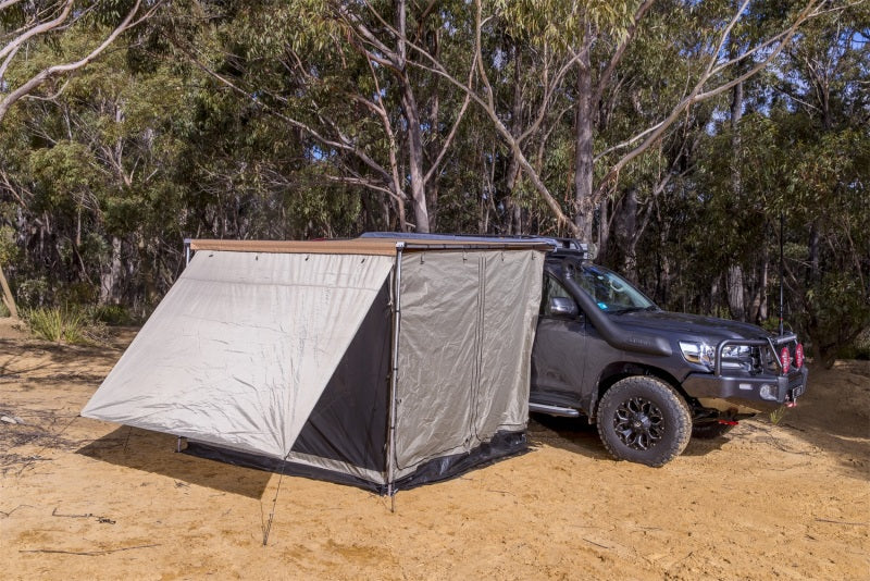 ARB Dlxe Awn Room W/Flr 2.5M98Lg 2500X2500mm 98X98In 813108A 813108A Photo - Mounted