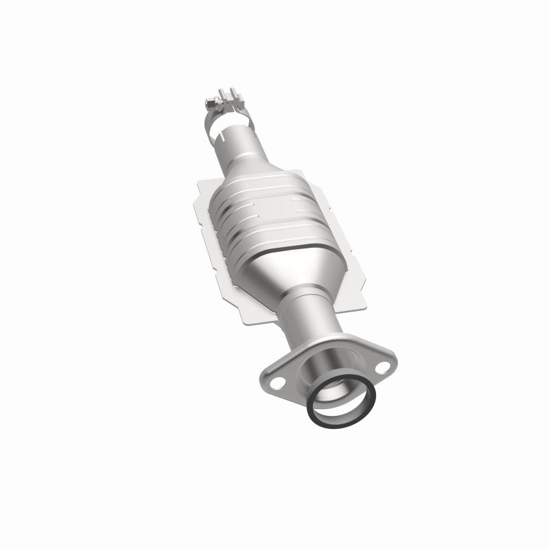MagnaFlow OEM Grade Federal / EPA Compliant Direct-Fit Catalytic Converter 51518 360 Degree Image Set