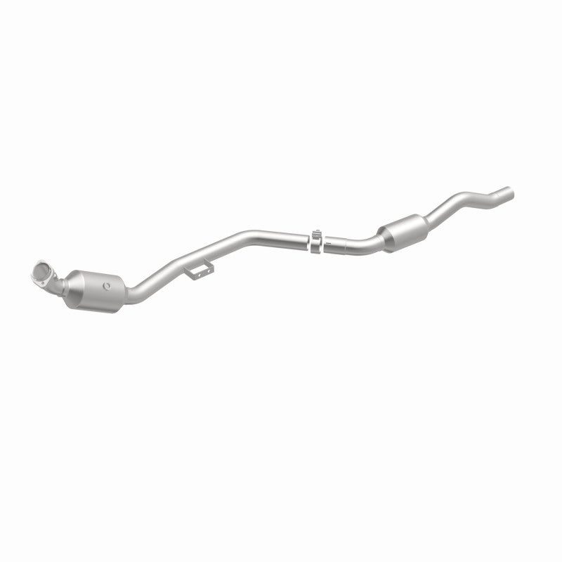 MagnaFlow Mercedes-Benz E350 California Grade CARB Compliant Direct-Fit Catalytic Converter 551666 360 Degree Image Set
