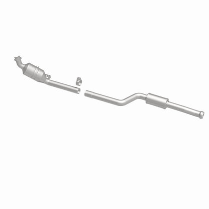 MagnaFlow Mercedes-Benz California Grade CARB Compliant Direct-Fit Catalytic Converter 5561922 360 Degree Image Set