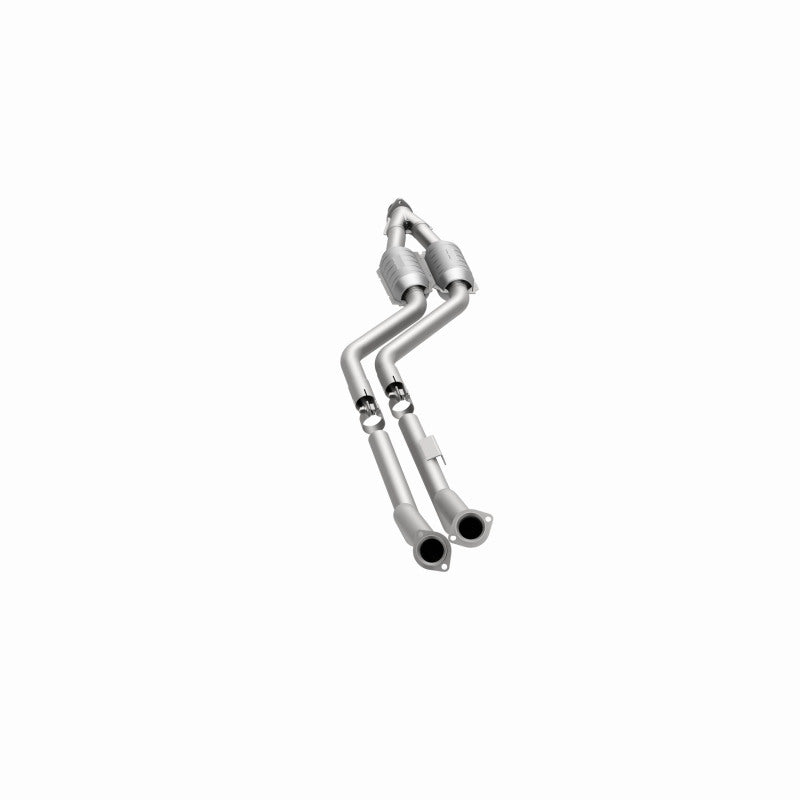 MagnaFlow Mercedes-Benz C220 Standard Grade Federal / EPA Compliant Direct-Fit Catalytic Converter 23578 360 Degree Image Set