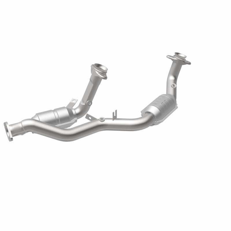MagnaFlow Ford Taurus HM Grade Federal / EPA Compliant Direct-Fit Catalytic Converter 23533 360 Degree Image Set