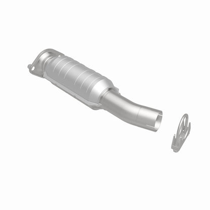 MagnaFlow Toyota Sienna OEM Grade Federal / EPA Compliant Direct-Fit Catalytic Converter 49099 360 Degree Image Set