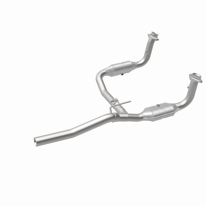 MagnaFlow OEM Grade Federal / EPA Compliant Direct-Fit Catalytic Converter 49187 360 Degree Image Set