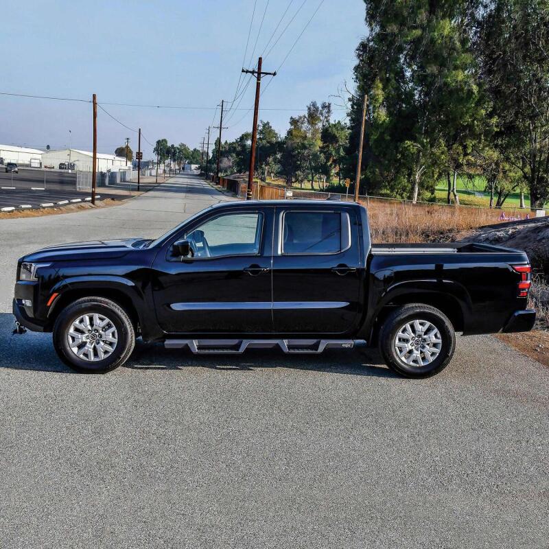 Westin 2022 Nissan Frontier Crew Cab Pickup HDX Drop Nerf Step Bars - Textured Black 56-14215 56-14215 Photo - Mounted
