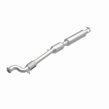 MagnaFlow Mini OEM Grade Federal / EPA Compliant Direct-Fit Catalytic Converter 21-365 360 Degree Image Set
