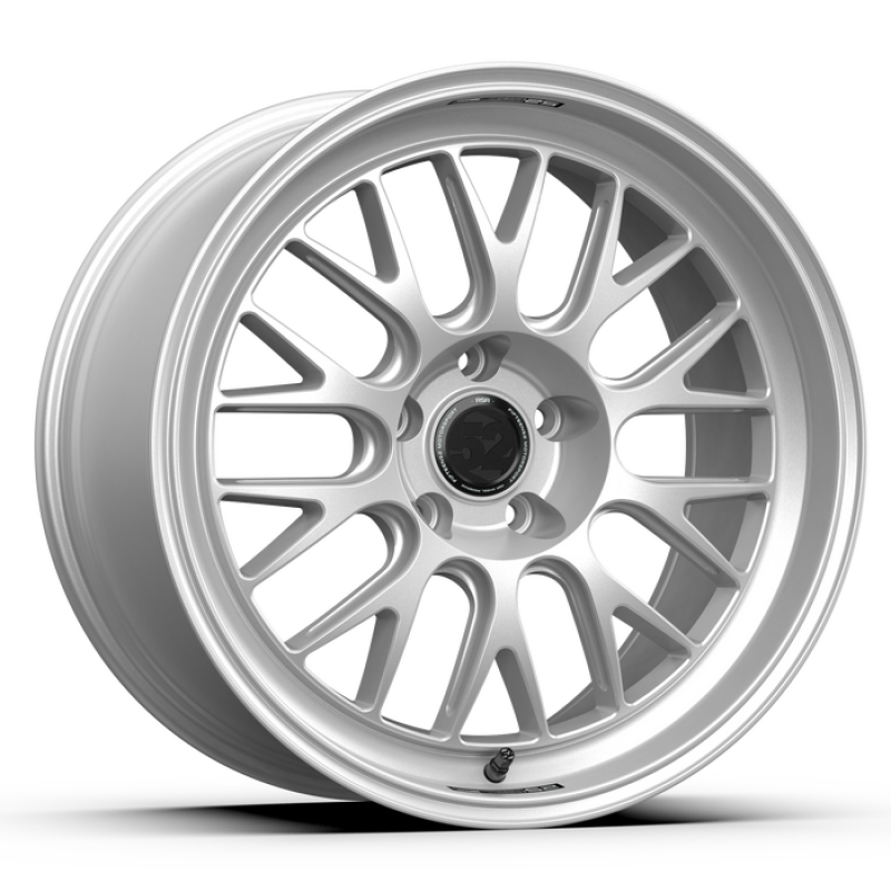 fifteen52 Holeshot RSR 19x10.5 5x120 25mm ET 72.56mm Center Bore Radiant Silver RSHRS-90552+25 RSHRS-90552+25 User 1