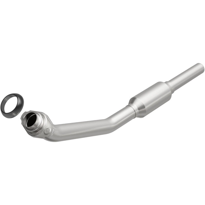MagnaFlow California Grade CARB Compliant Direct-Fit Catalytic Converter 3391271 Photo - Primary