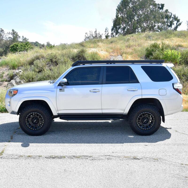 Westin 10-17 Toyota 4Runner Trail / 14-23 SR5/TRD/PRO Outlaw Running Boards 28-32165 28-32165 Photo - lifestyle view