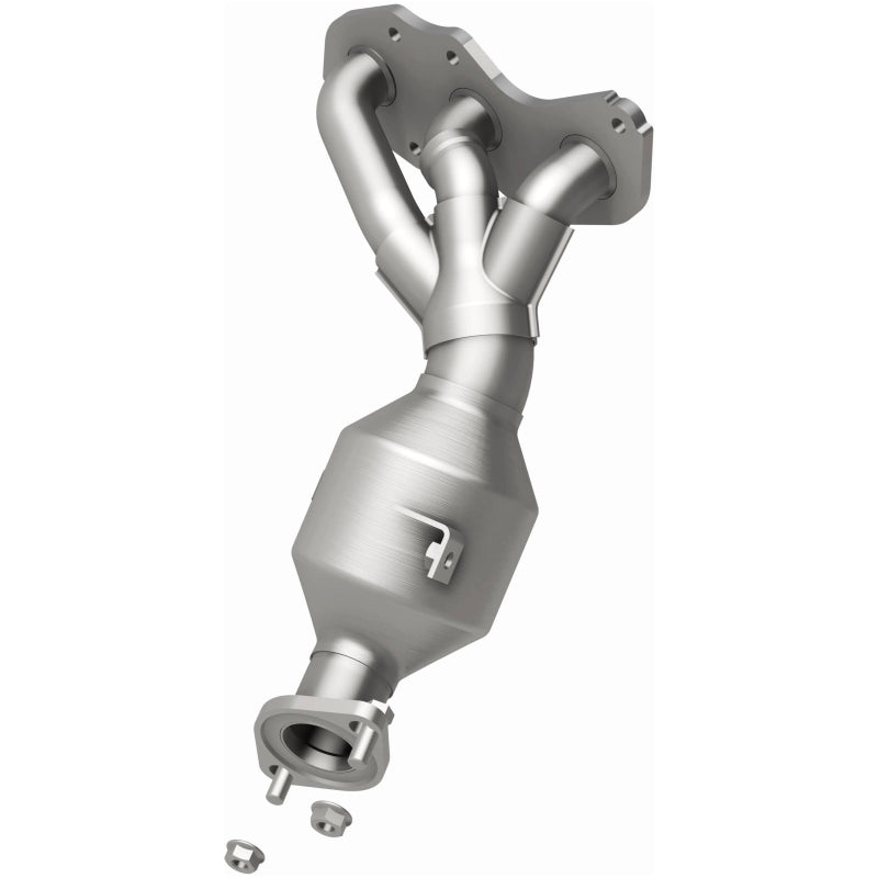 MagnaFlow Toyota RAV4 California Grade CARB Compliant Manifold Catalytic Converter 5582820 Photo - out of package