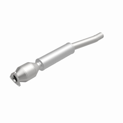 MagnaFlow Volkswagen Phaeton OEM Grade Federal / EPA Compliant Direct-Fit Catalytic Converter 49877 360 Degree Image Set