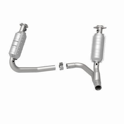 MagnaFlow OEM Grade Federal / EPA Compliant Direct-Fit Catalytic Converter 49462 360 Degree Image Set