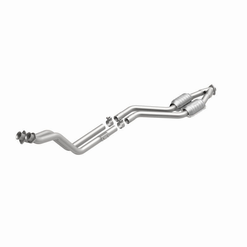 MagnaFlow Mercedes-Benz C220 Standard Grade Federal / EPA Compliant Direct-Fit Catalytic Converter 23578 360 Degree Image Set
