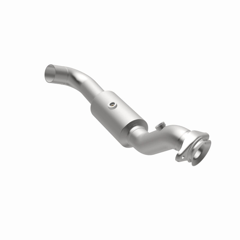 MagnaFlow Ford F-150 OEM Grade Federal / EPA Compliant Direct-Fit Catalytic Converter 21-465 360 Degree Image Set