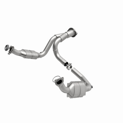 MagnaFlow OEM Grade Federal / EPA Compliant Direct-Fit Catalytic Converter 49631 360 Degree Image Set