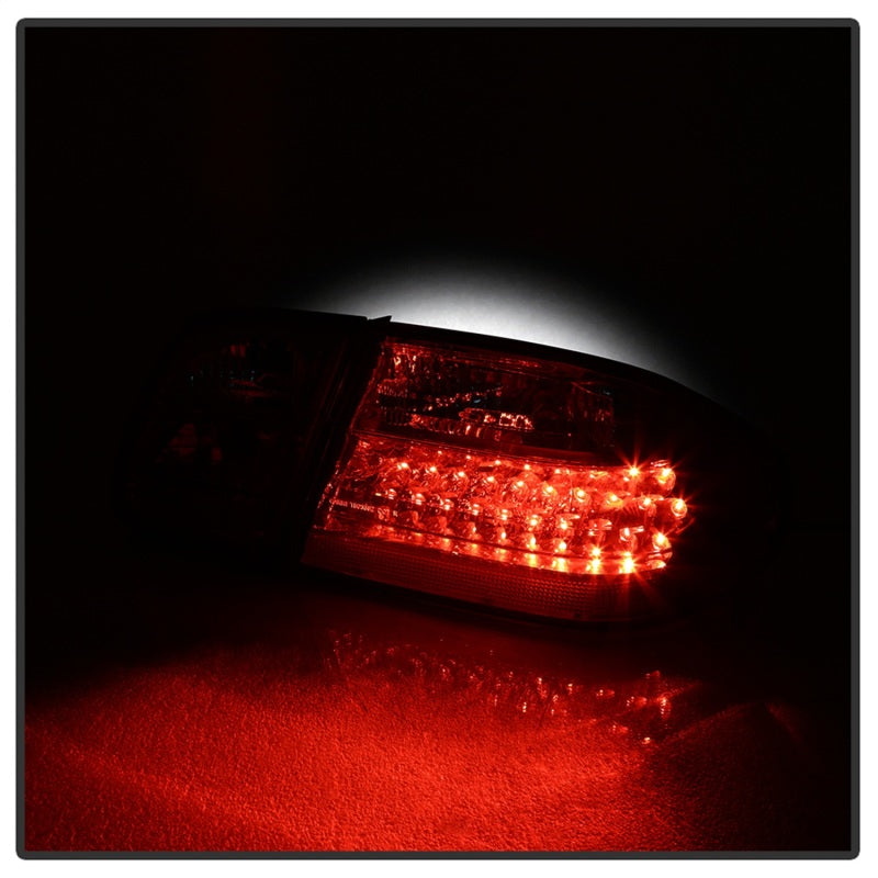 SPYDER Xtune Mercedes Benz W210 E-Class 96-02 LED Tail Lights Red Clear ALT-CL-MBW210-LED-RC 5020642 5020642 Photo - Unmounted
