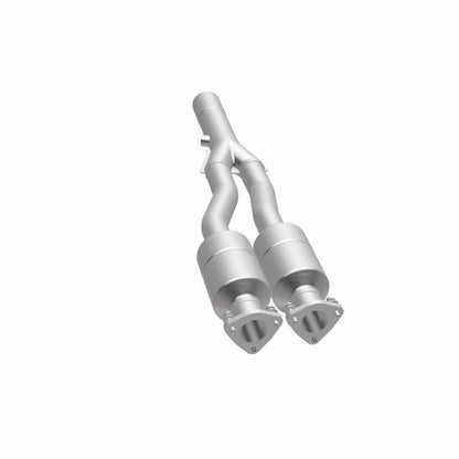MagnaFlow Audi TT Quattro HM Grade Federal / EPA Compliant Direct-Fit Catalytic Converter 22937 360 Degree Image Set