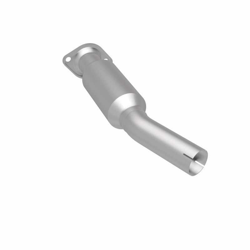 MagnaFlow Toyota RAV4 California Grade CARB Compliant Direct-Fit Catalytic Converter 5592749 360 Degree Image Set