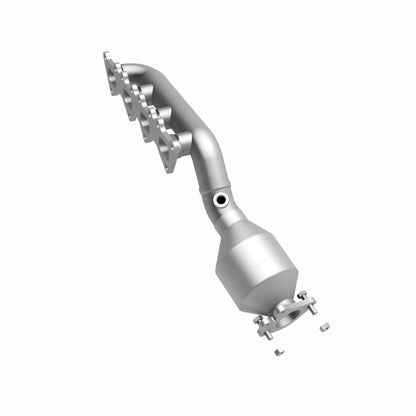 MagnaFlow Kia Borrego OEM Grade Federal / EPA Compliant Manifold Catalytic Converter 51981 360 Degree Image Set