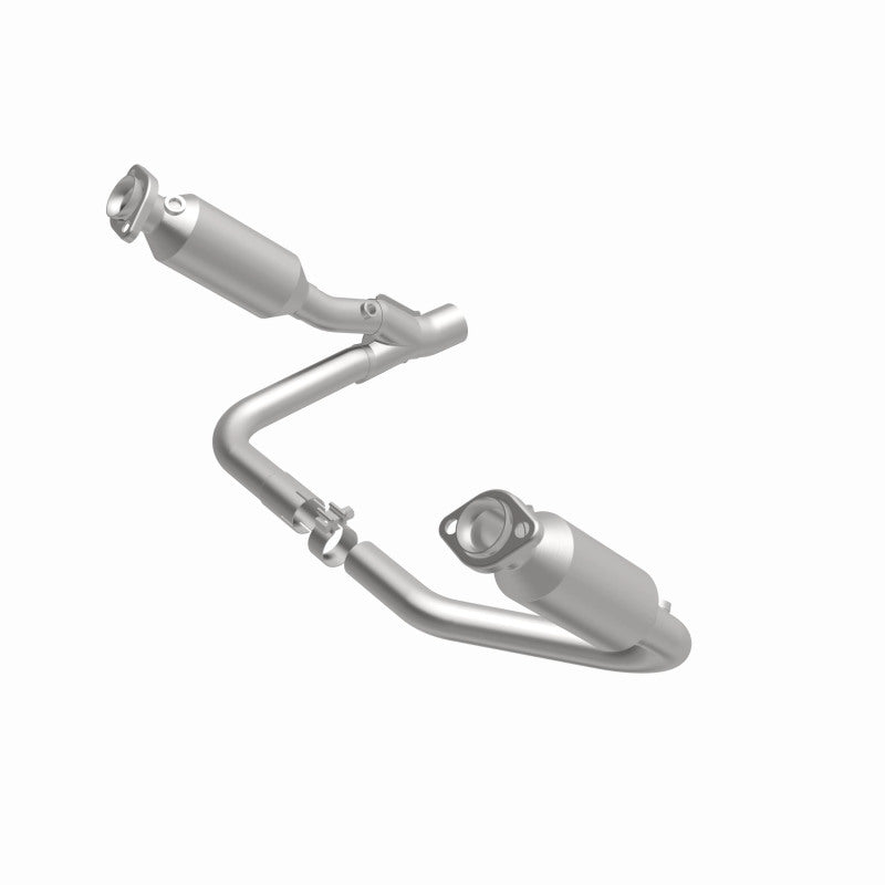 MagnaFlow California Grade CARB Compliant Direct-Fit Catalytic Converter 5551832 360 Degree Image Set