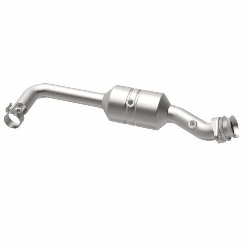 MagnaFlow Ford F-150 OEM Grade Federal / EPA Compliant Direct-Fit Catalytic Converter 52157 360 Degree Image Set