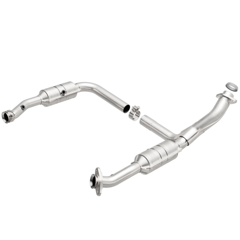 MagnaFlow OEM Grade Federal / EPA Compliant Direct-Fit Catalytic Converter 49598 Photo - Primary