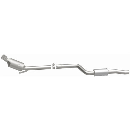 MagnaFlow Mercedes-Benz C300 OEM Grade Federal / EPA Compliant Direct-Fit Catalytic Converter 21-498 Photo - out of package