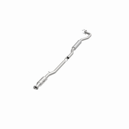 MagnaFlow Mitsubishi Outlander OEM Grade Federal / EPA Compliant Direct-Fit Catalytic Converter 51539 360 Degree Image Set