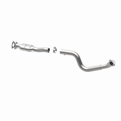 MagnaFlow GMC Savana 3500 California Grade CARB Compliant Direct-Fit Catalytic Converter 4551602 360 Degree Image Set