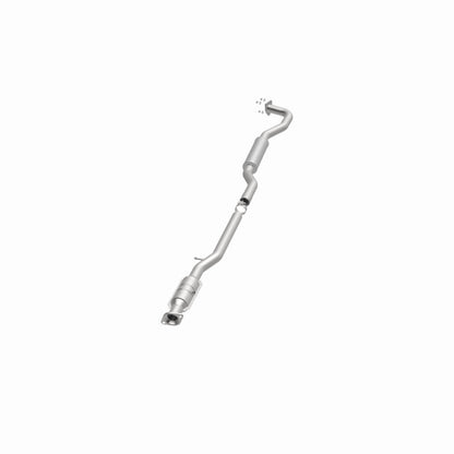 MagnaFlow Mitsubishi Outlander OEM Grade Federal / EPA Compliant Direct-Fit Catalytic Converter 51539 360 Degree Image Set
