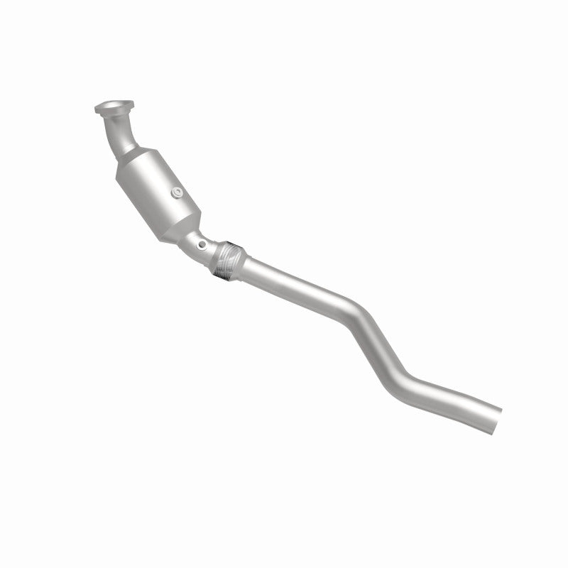 MagnaFlow California Grade CARB Compliant Direct-Fit Catalytic Converter 5561244 360 Degree Image Set