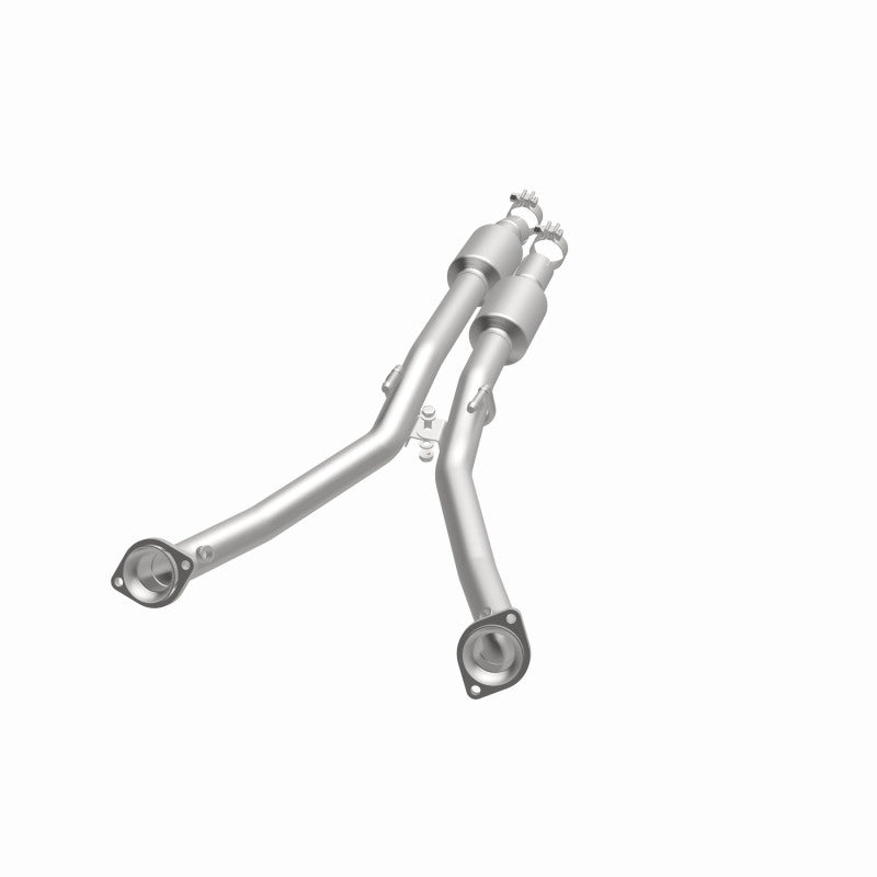 MagnaFlow Cadillac CTS OEM Grade Federal / EPA Compliant Direct-Fit Catalytic Converter 52969 360 Degree Image Set