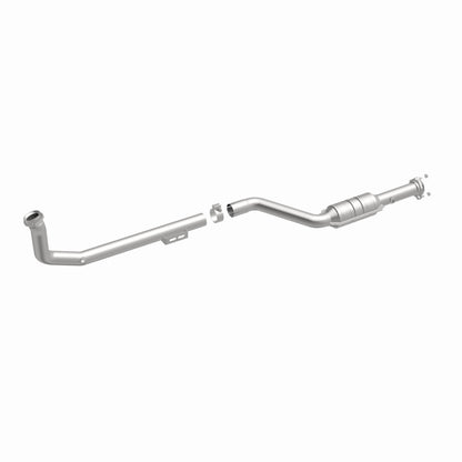 MagnaFlow Mercedes-Benz C230 HM Grade Federal / EPA Compliant Direct-Fit Catalytic Converter 24106 360 Degree Image Set