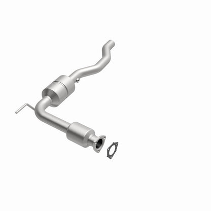 MagnaFlow Volkswagen EuroVan HM Grade Federal / EPA Compliant Direct-Fit Catalytic Converter 23181 360 Degree Image Set