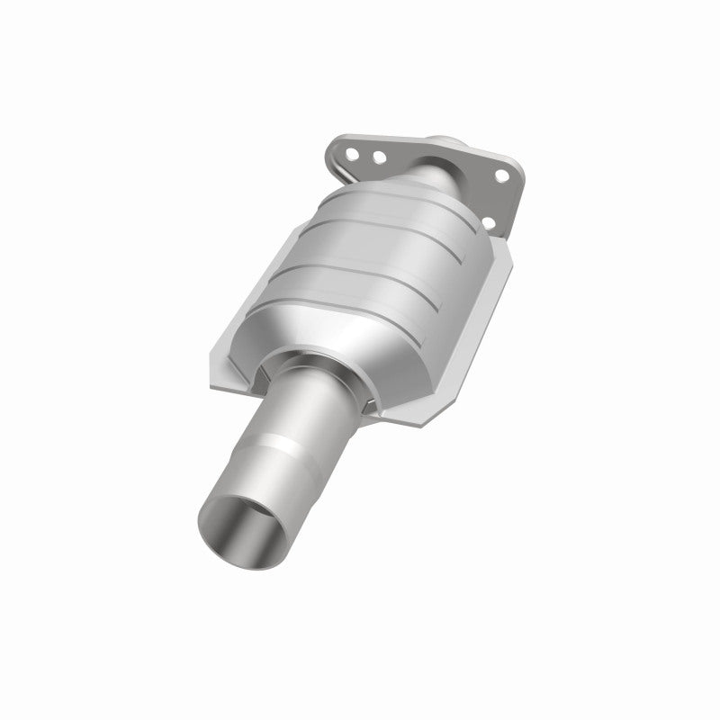 MagnaFlow Standard Grade Federal / EPA Compliant Direct-Fit Catalytic Converter 23496 360 Degree Image Set