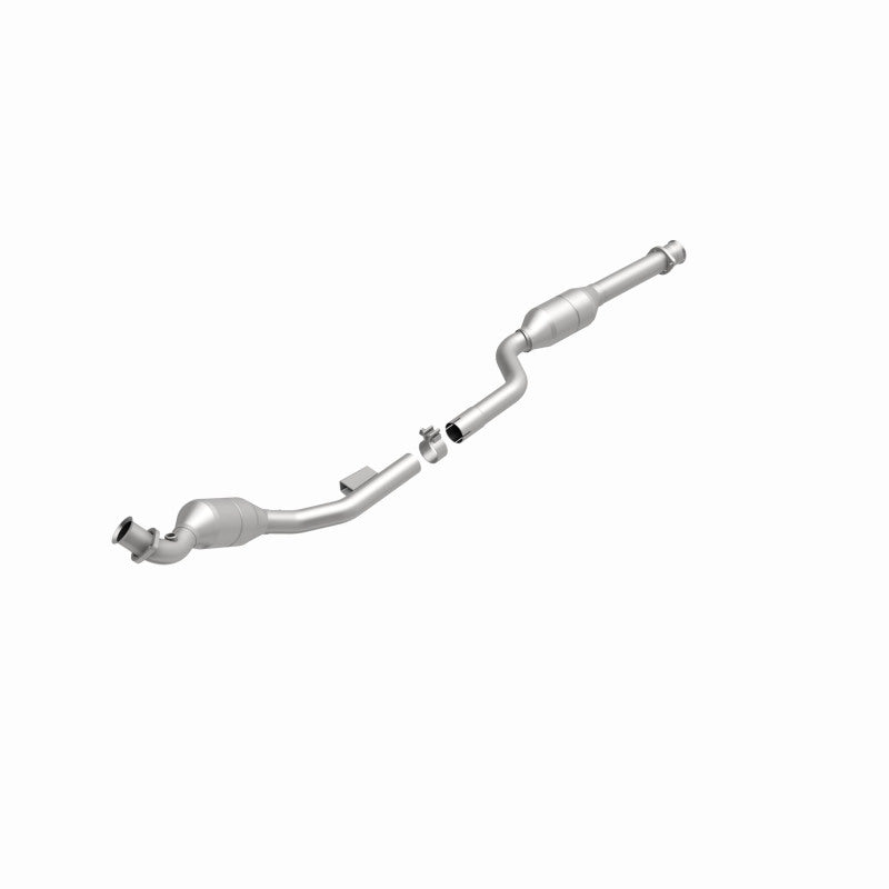 MagnaFlow Mercedes-Benz E320 OEM Grade Federal / EPA Compliant Direct-Fit Catalytic Converter 51422 360 Degree Image Set