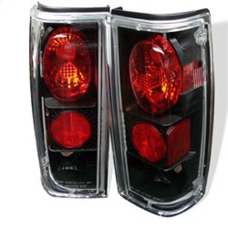 Spyder Chevy S10/S10 Blazer 82-93/GMC Jimmy 82-94 Euro Style Tail Lights Black ALT-YD-CS1082-BK 5001832 5001832 Photo - Primary
