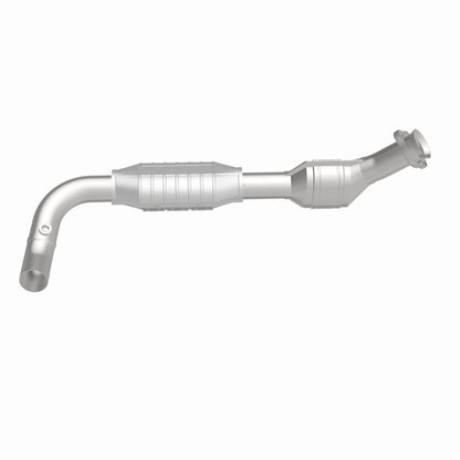 MagnaFlow Ford HM Grade Federal / EPA Compliant Direct-Fit Catalytic Converter 93325 360 Degree Image Set