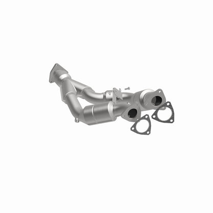 MagnaFlow OEM Grade Federal / EPA Compliant Direct-Fit Catalytic Converter 51499 360 Degree Image Set